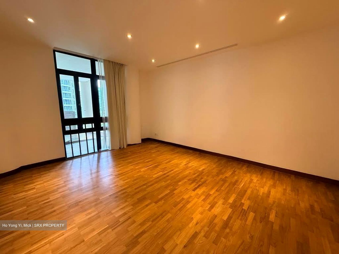 The Colonnade (D10), Condominium #533613801